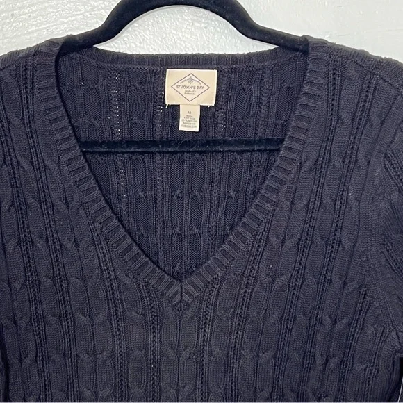 St. John’s Bay Women’s Long Sleeve Pullover Cable Knit, Ribbed Trim, V-Neck, Med - Picture 2 of 7